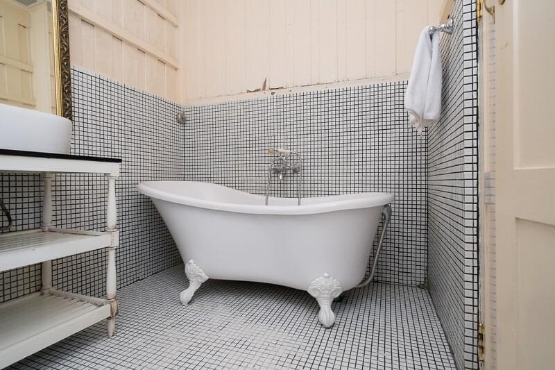 old bath tub
